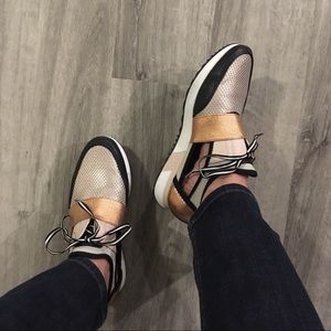 Steve Madden Arctic Gold Sneaker